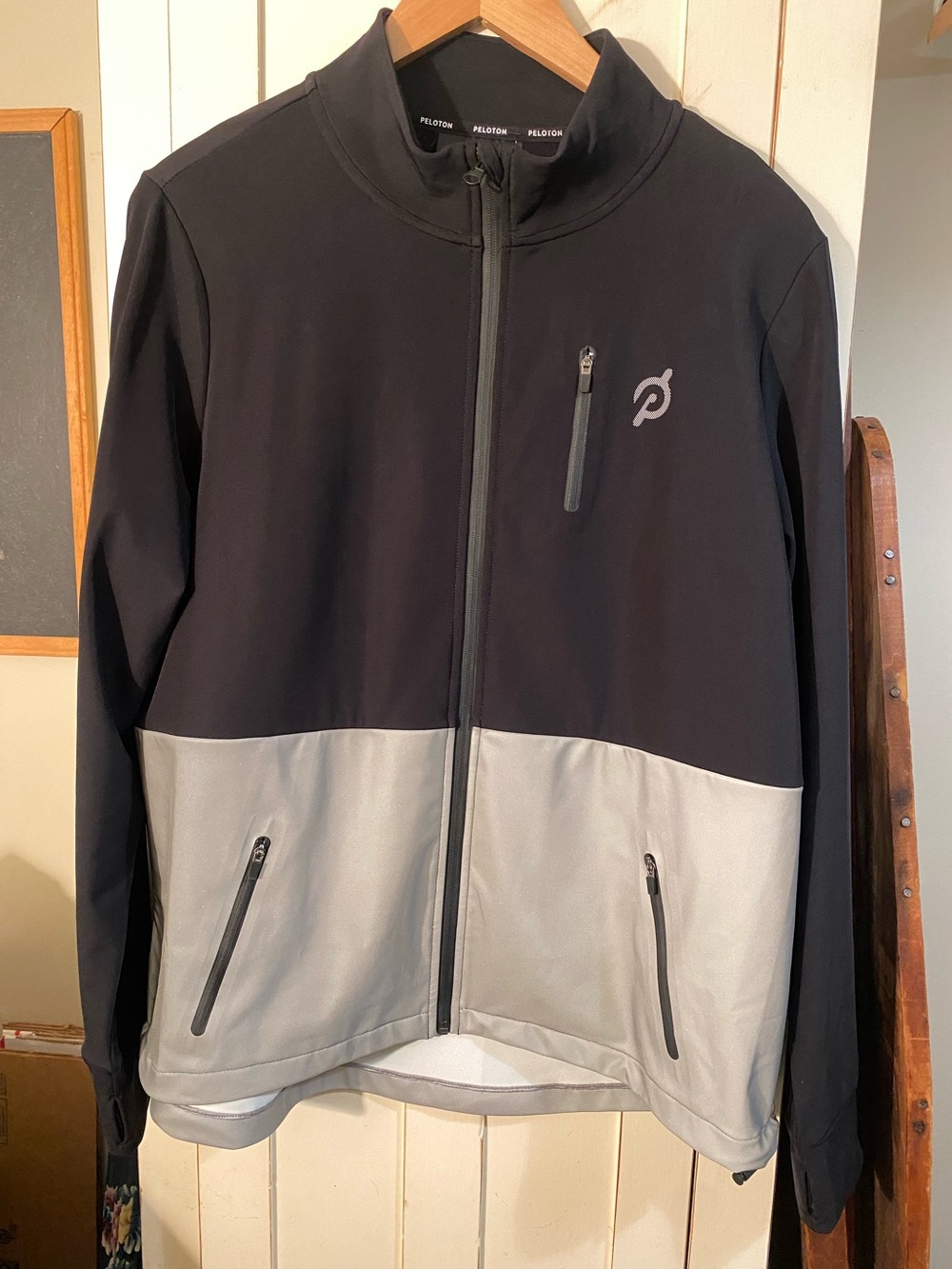 Women’s Peloton Reflective Run Jacket Black Gray XXL NWT